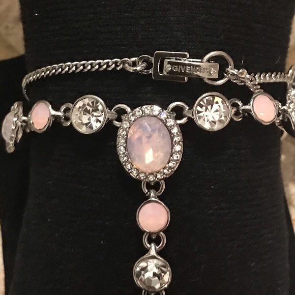 Givenchy - Authentic Swarovski Crystals Necklace - Picture 5 of 6